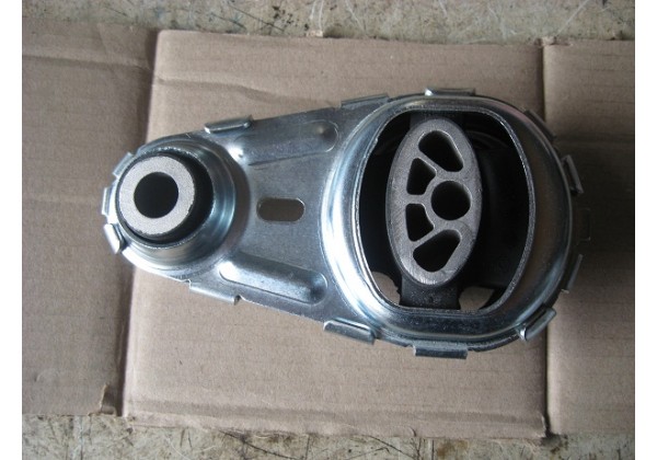 Подушка двигуна задня нижня Renault Megane III, Fluence, Scenic III 1.5 dci, 1.4 b, 112380006R